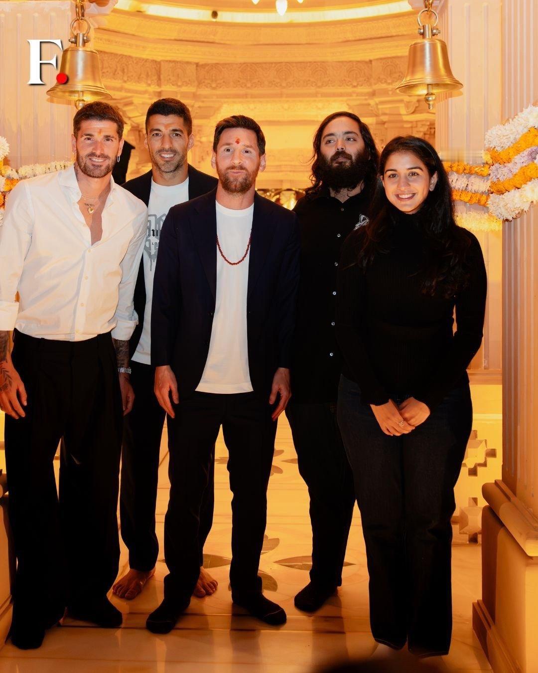 🇮🇳入乡随俗梅西，德保罗，苏亚雷斯全点了吉祥痣🫆他们今天到访了印度Fant