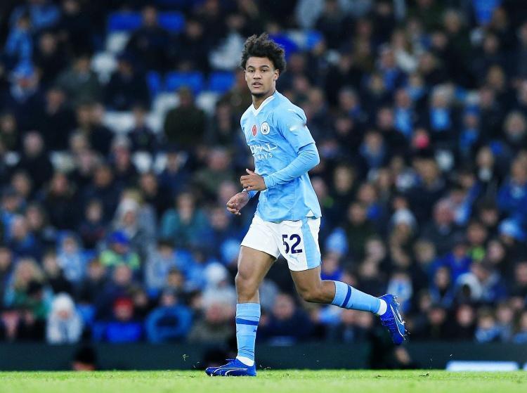 曼城本赛季被阿森纳绝平，被切尔西绝平，2:0领先被热刺扳平，自从罗德里回来就传控