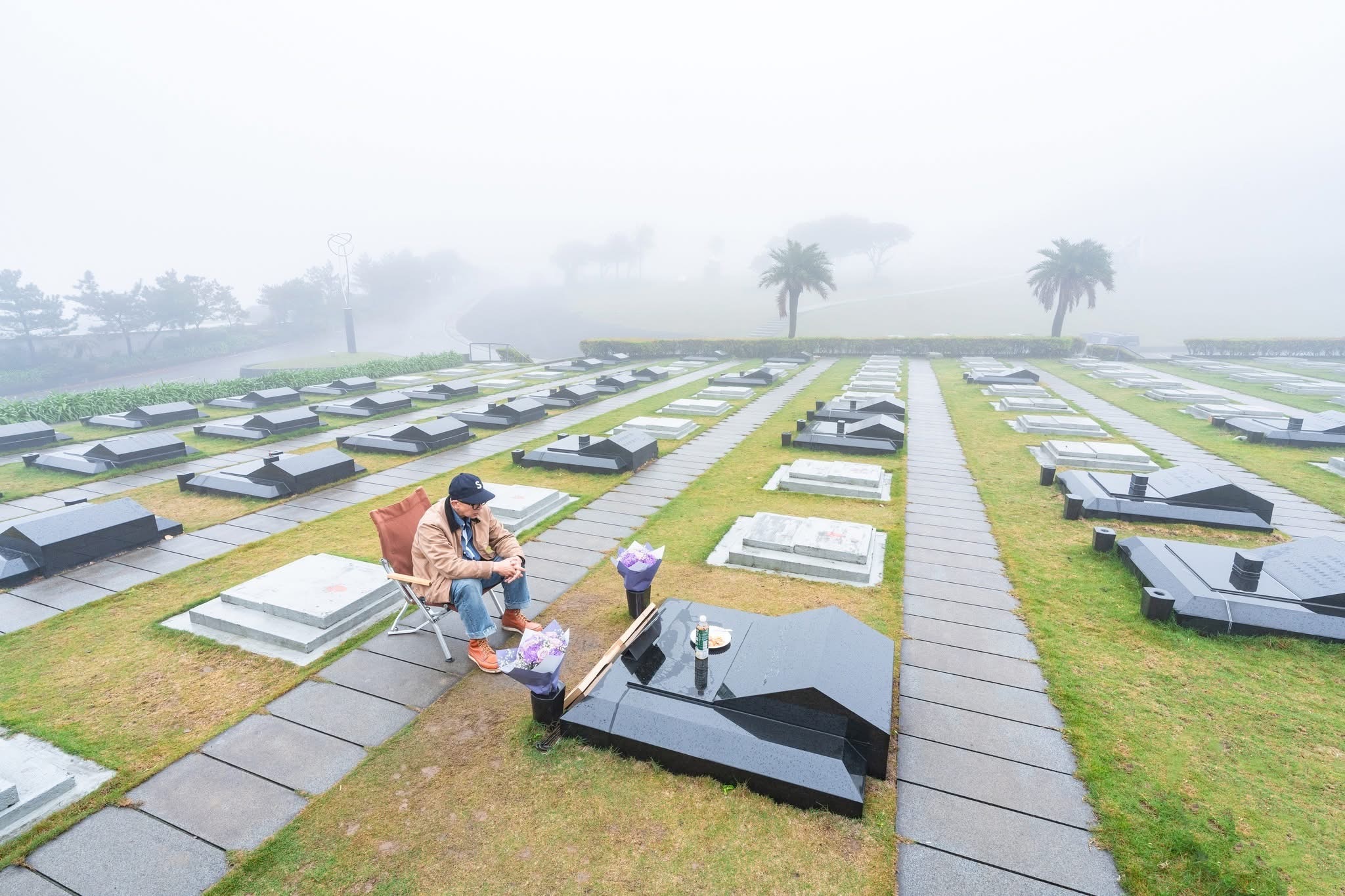 大S雕像《熙媛的永恒轨道》由艺术家李承道担任艺术总监、经具俊晔授权完成，为爱留下