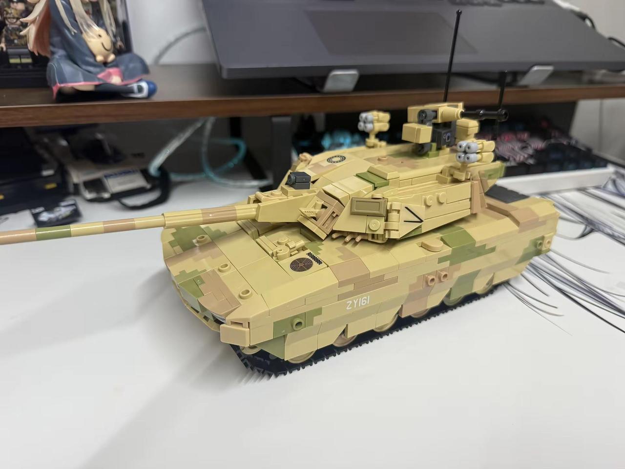 中国人民解放军ZTZ-100式主战坦克小鲁班出品