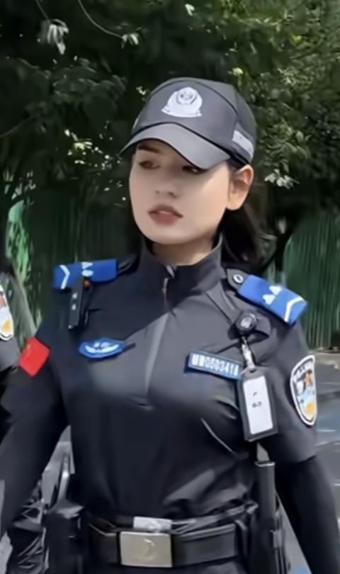 辅警获取领导认可的5条途径：1，‌绝对服从；无条件执行带辅民警的指令。