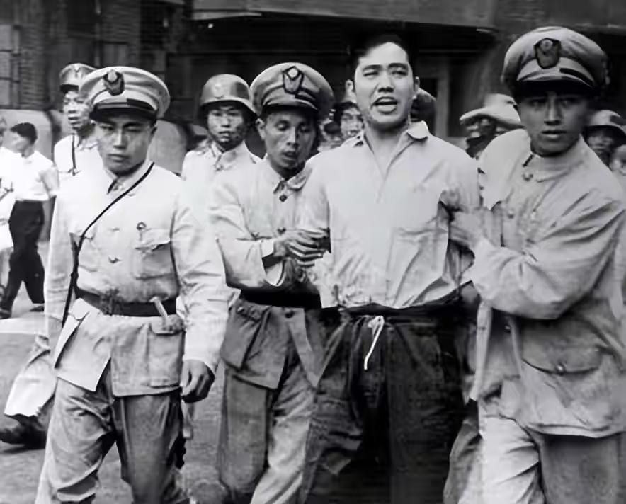 台湾工委名单（部分）工委书记蔡孝乾，曾任八路军总部野战政治部部长兼敌工部部长，