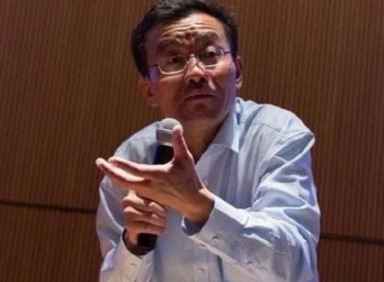 复旦大学哲学教授王德峰的一番话，最近在网络上引发了千万人的强烈共鸣。王德峰