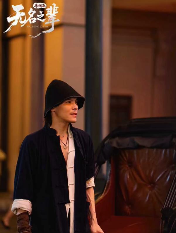 向佐为了孩子忍一忍就过去了向佐发文称，为了孩子，忍一忍就过去了。网友猜测其与