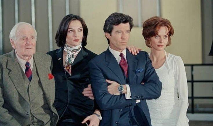 1995年，《007之黄金眼》的4位主角，饰演詹姆斯·邦德的皮尔斯·布鲁斯南，两