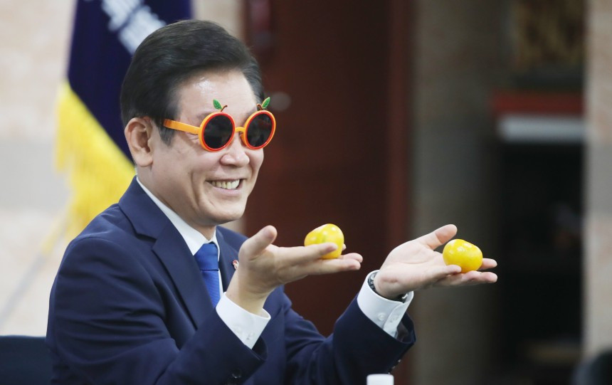 韩东勋批评洪准杓缺乏品格有没有搞错？洪准杓竟然说我搞形象