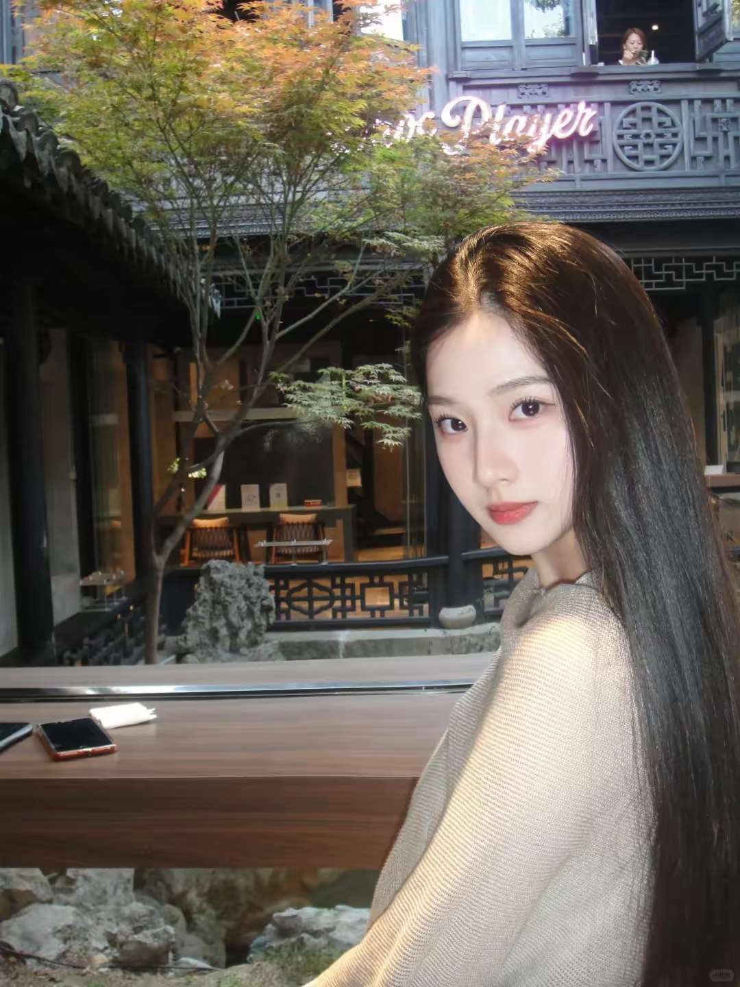 相亲对象发来的照片，大家看看有戏吗