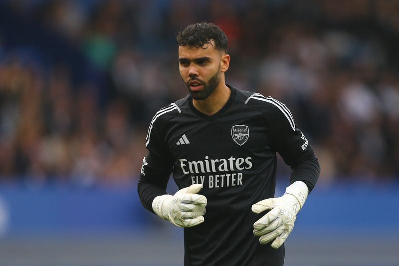 阿森纳之所以大胜热刺，上场失误的拉亚捞出理查利森必进球和埃泽约克雷斯这些之前状态