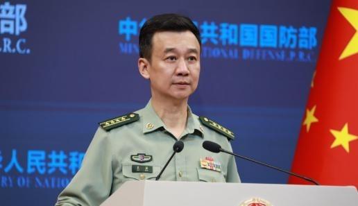 420枚ATACMS导弹、82套海马斯系统，一票装船，直指东南沿海！美国这是明着