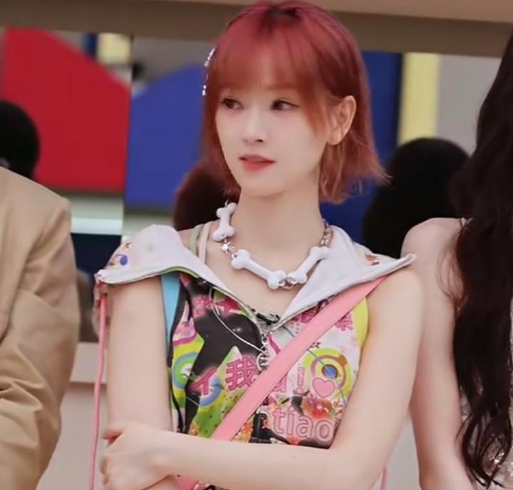 黄灿灿，综艺节目的又一位“克星”。也许是看了太多被综艺节目坑惨的明星，黄灿灿