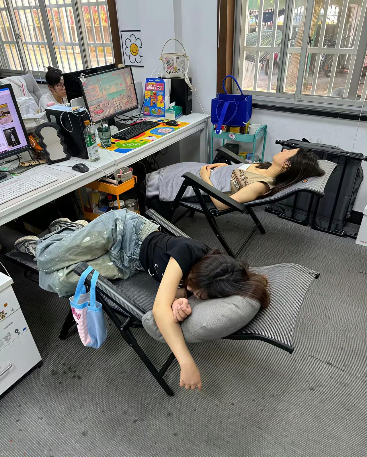 同样是午休，这就是区别！为啥要好好读书不是没道理的​​​​
