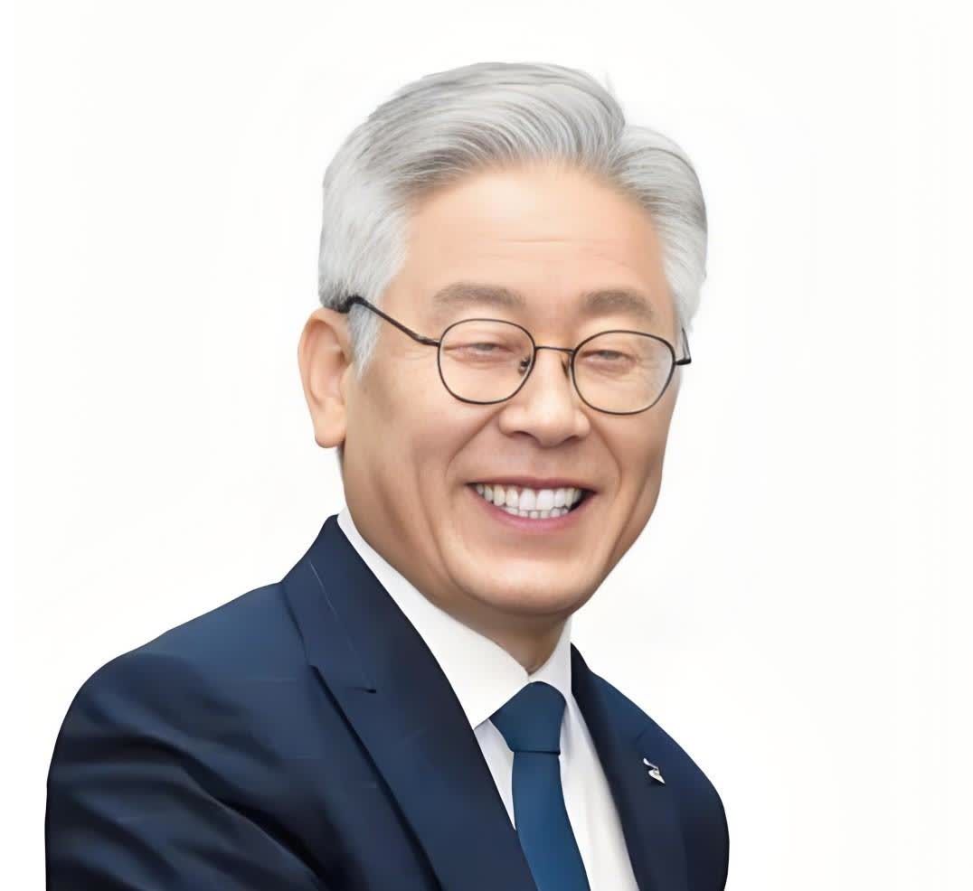 就在刚刚9月11日韩媒报道称，李在明决定更换韩国驻华大使，此次任命的卢载宪颇