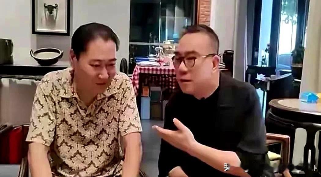 杨议称郭德纲嘚儿刚！刘伟称杨议嘚儿五！相声圈这场直播闹剧根本不是翻车，是顶级高手