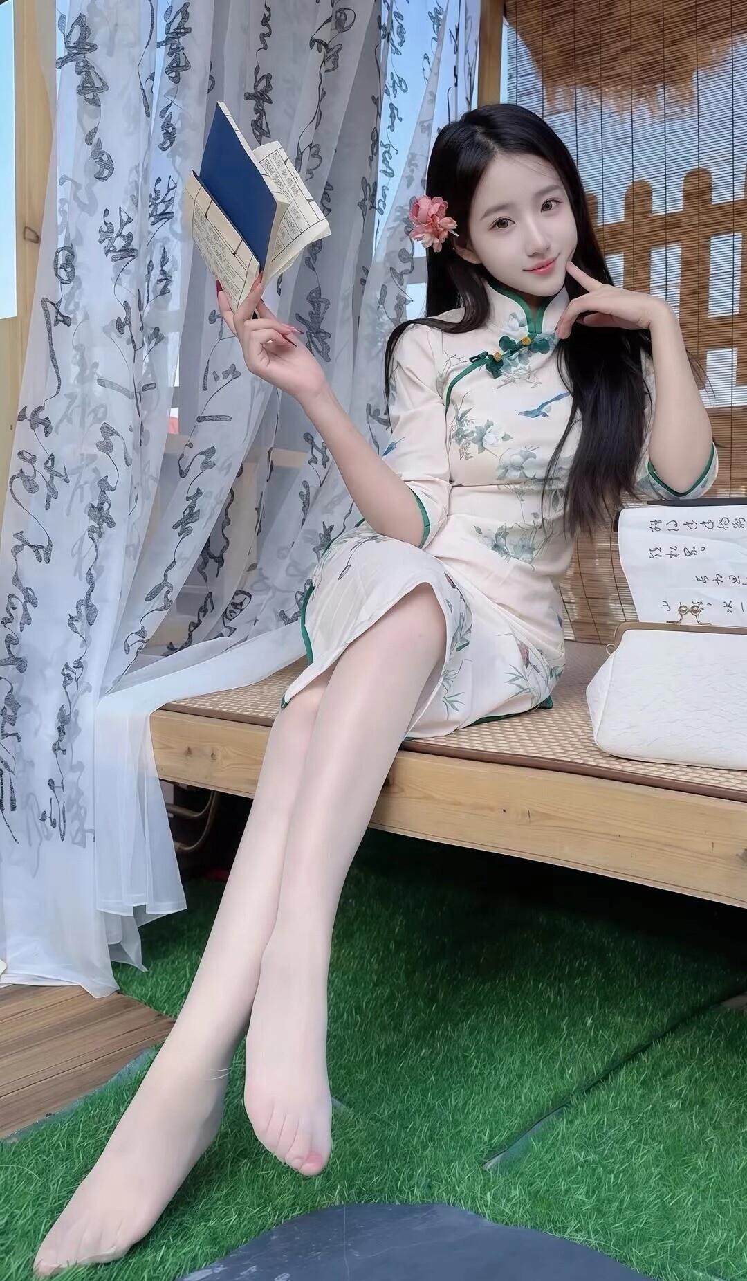 夏日悠然，古风书香，静享时光。