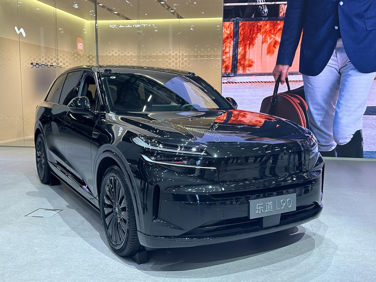 乐道L90黑骑士版在2025广州车展炸场！22万多就能带走这“黑武士”？限量9