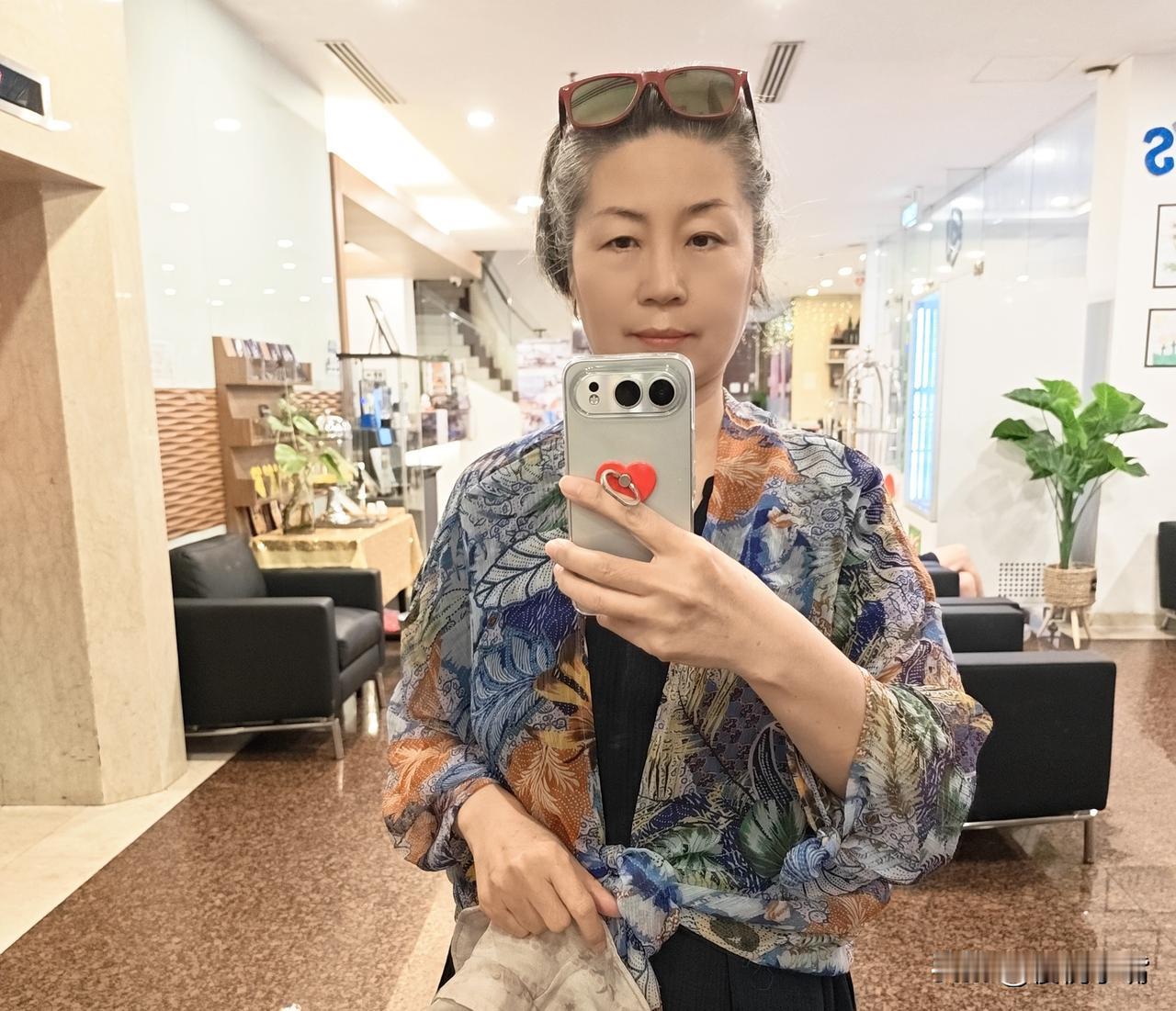 为什么很多人一到60岁，就觉得活着没意思呢？不管退休金多少，不管有没有老伴