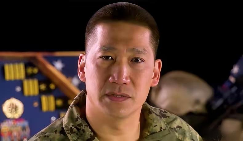 这是越南裔？看面相更像蒙古人。来自南越的越南裔HungCao今天成为美国新一任