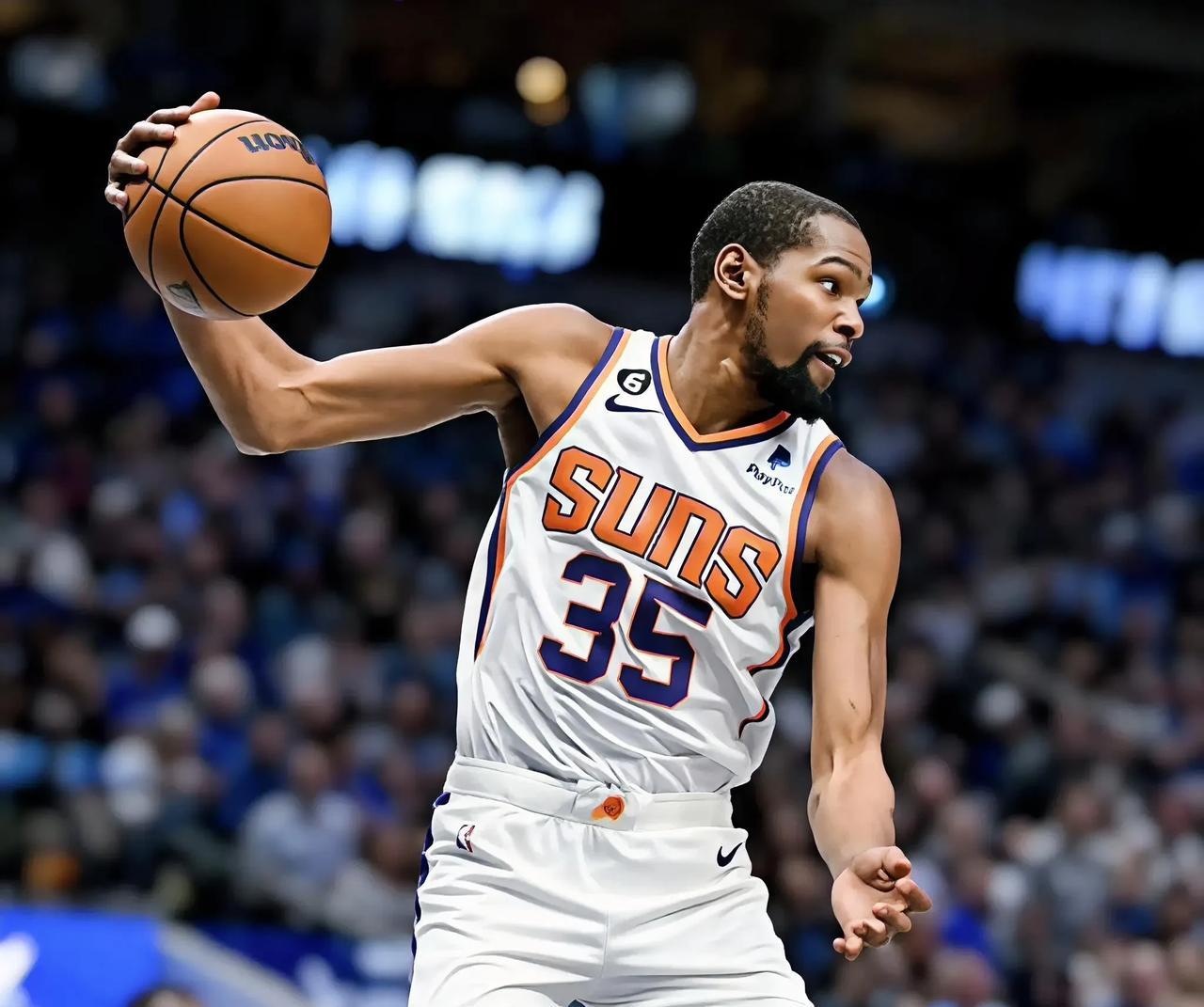 杜兰特胆子真大啊！据NBA记者EvanSidery报道，KD仍不愿意被交易至