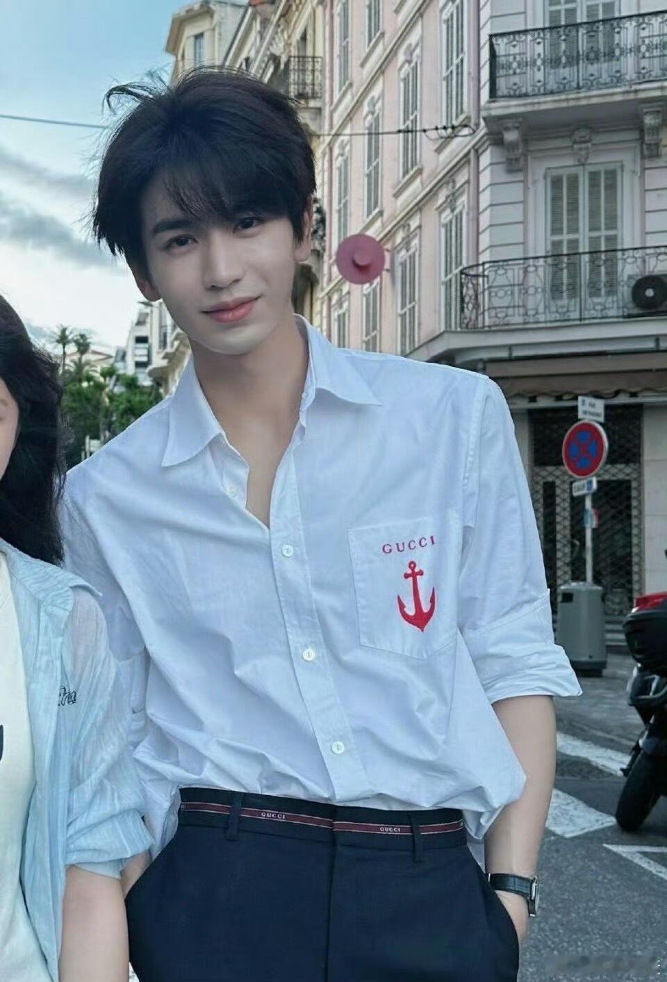 张凌赫张凌赫男友视角张凌赫｜​​​