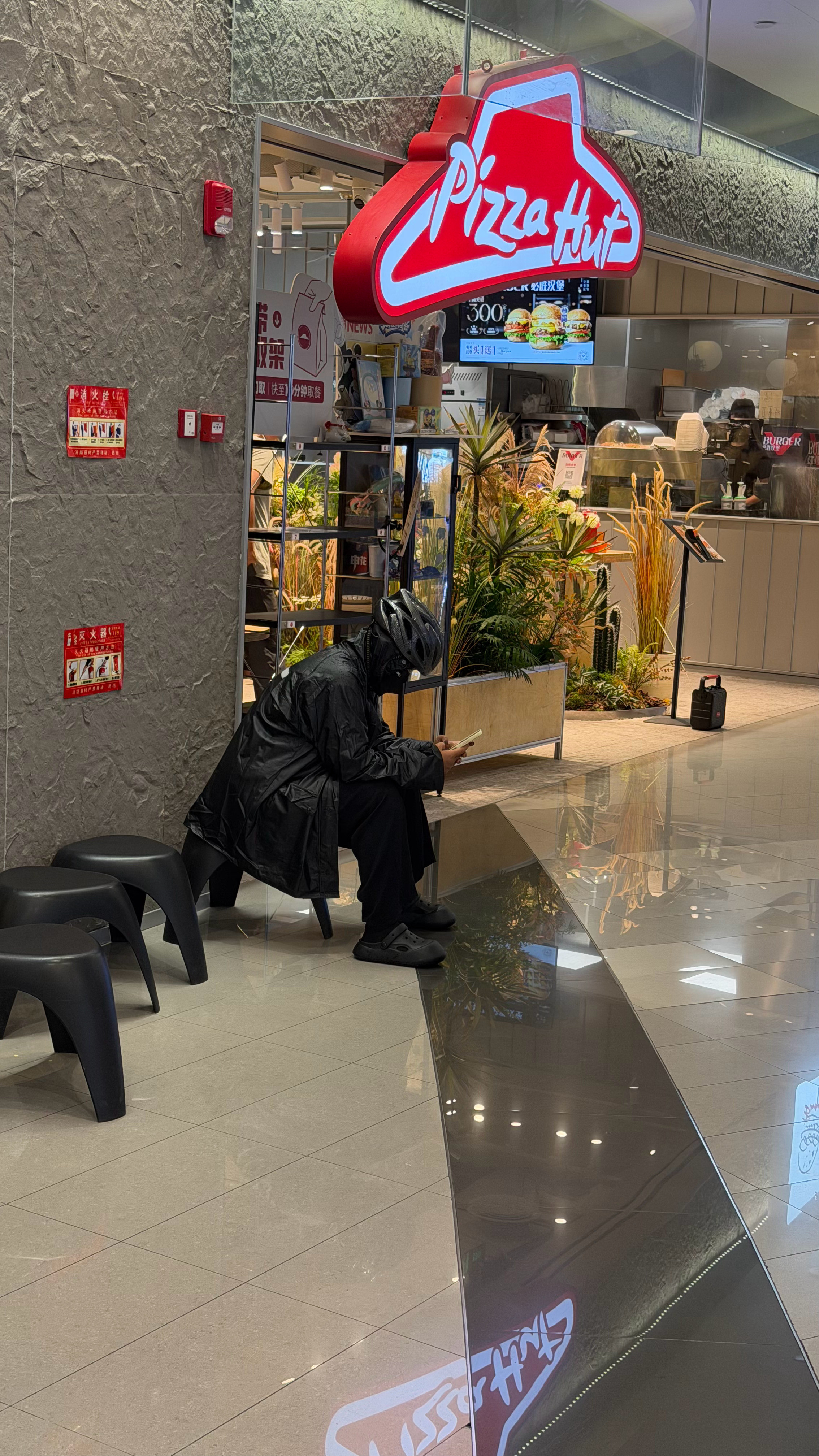 还以为隼龙在送外卖