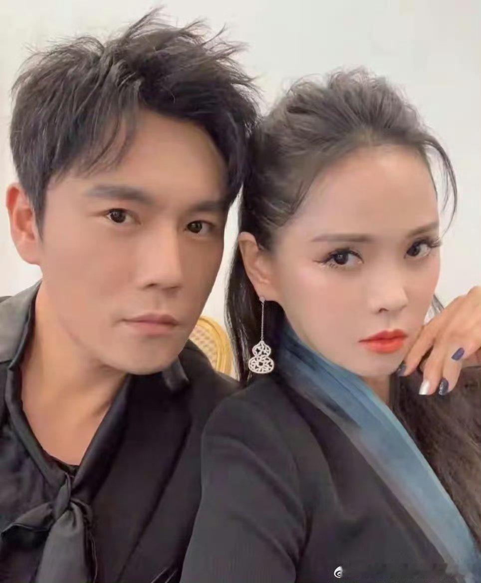 秦昊妈妈说和伊能静一家相处很舒服妻子的浪漫旅行伊能静秦昊终于迎来10年来第一次