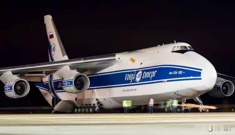 俄罗斯下血本！重型运输机连轴转给伊朗送“硬货”《防务亚洲》11月2号说咧，从1