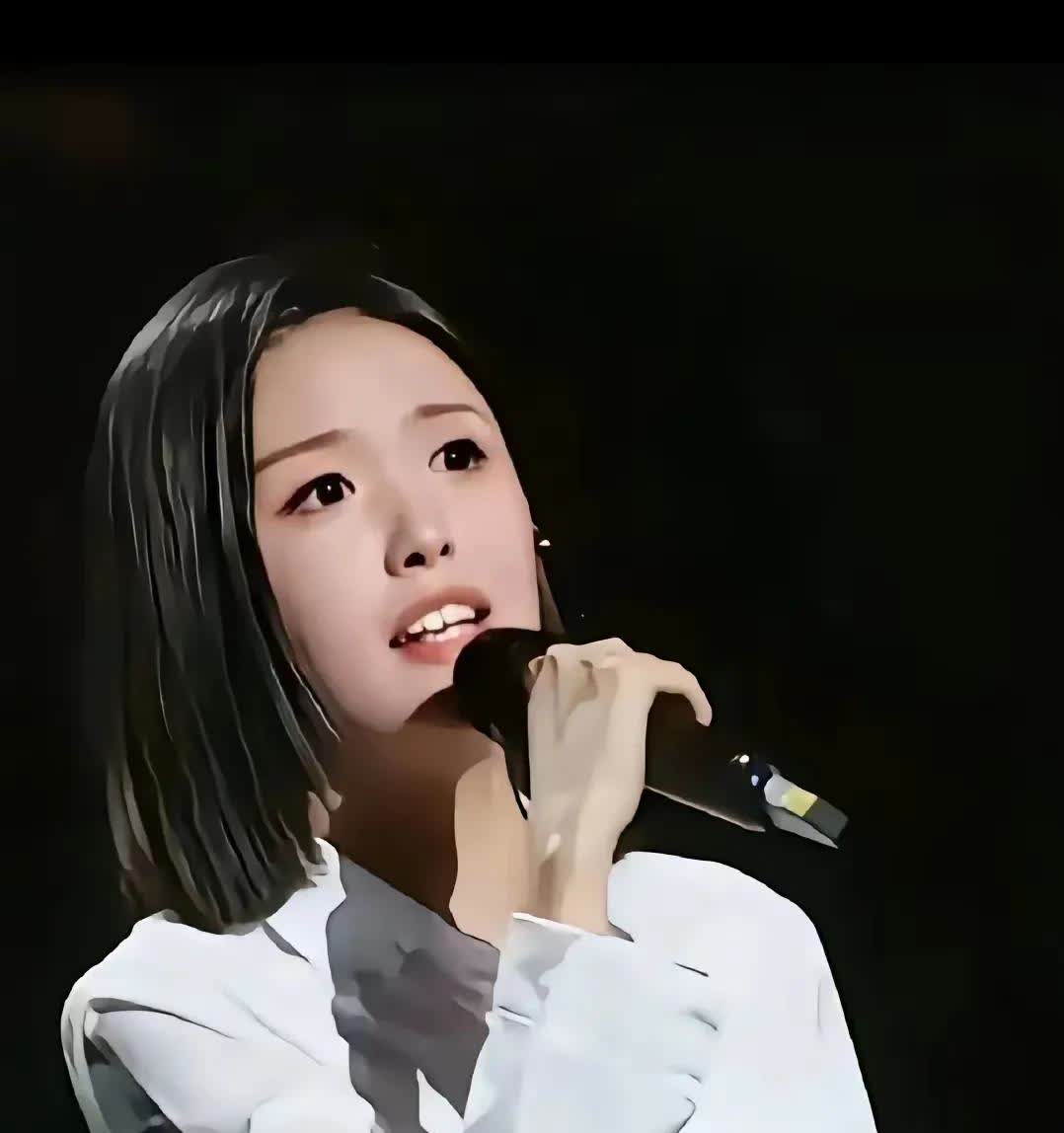 徐子尧请假去参加金钟奖比赛，这事儿有点意思。一边是刀郎的演唱会，一边是金钟奖，都