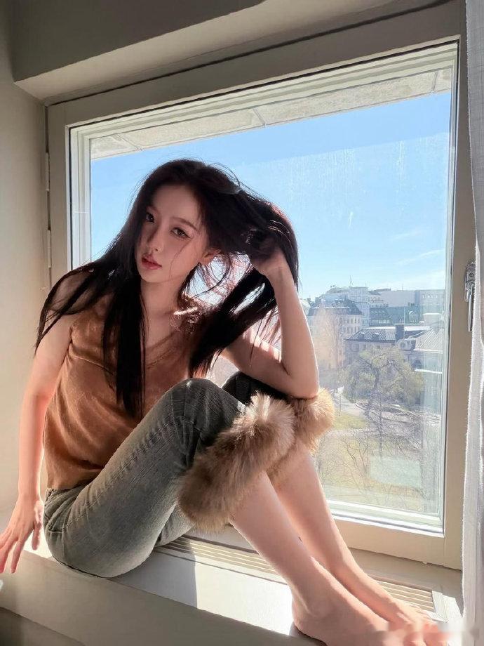 虞书欣这身材这颜值和女大有什么区别哇虞书欣虞书欣和女大有什么区别虞书欣