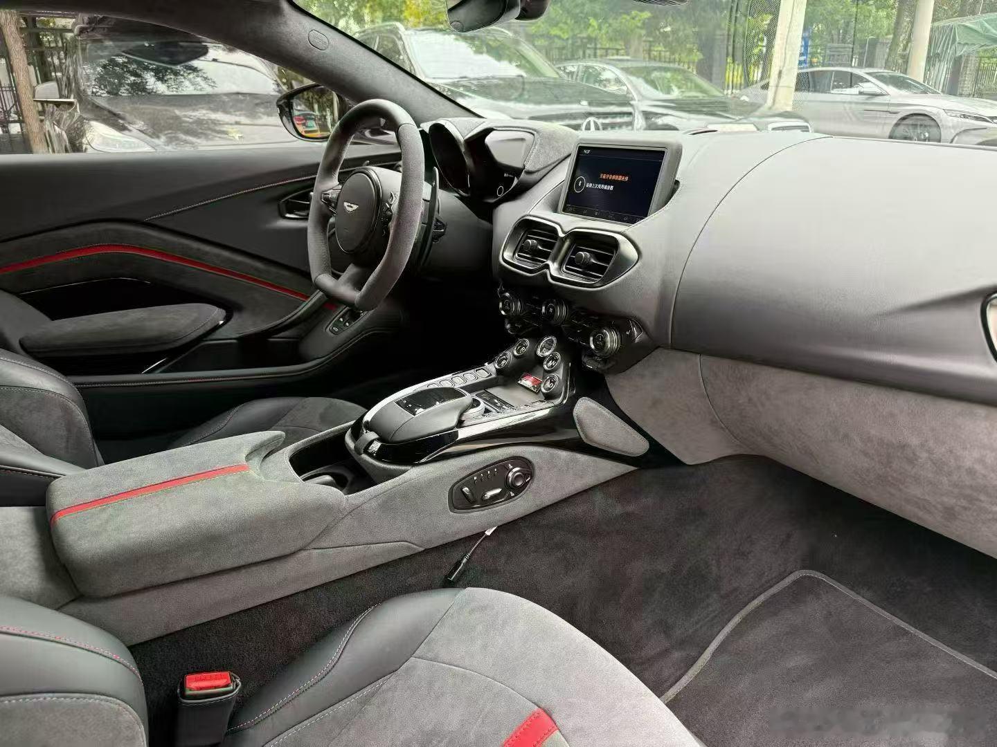 阿斯顿马丁 Vantage F1,25年仅600公里,最后一批,配置到顶,原厂C