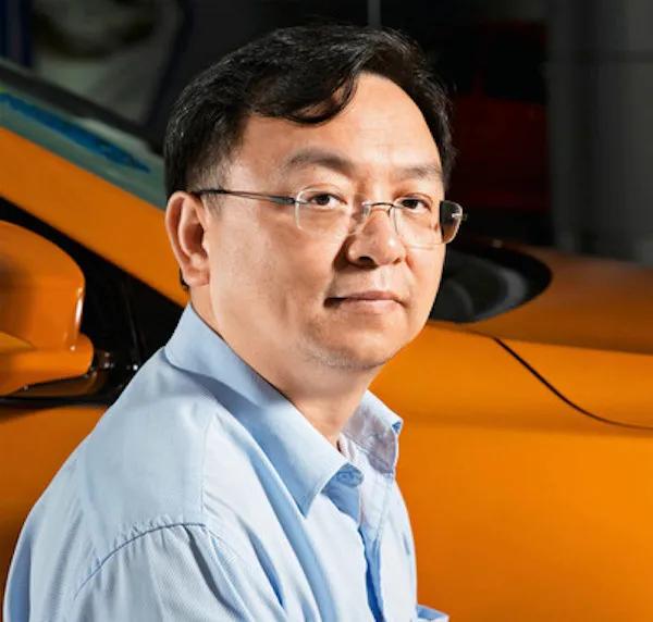 很多车企都喊千公里续航，但大多是忽悠人，只有比亚迪玩真的！它是全球第一个，把磷酸