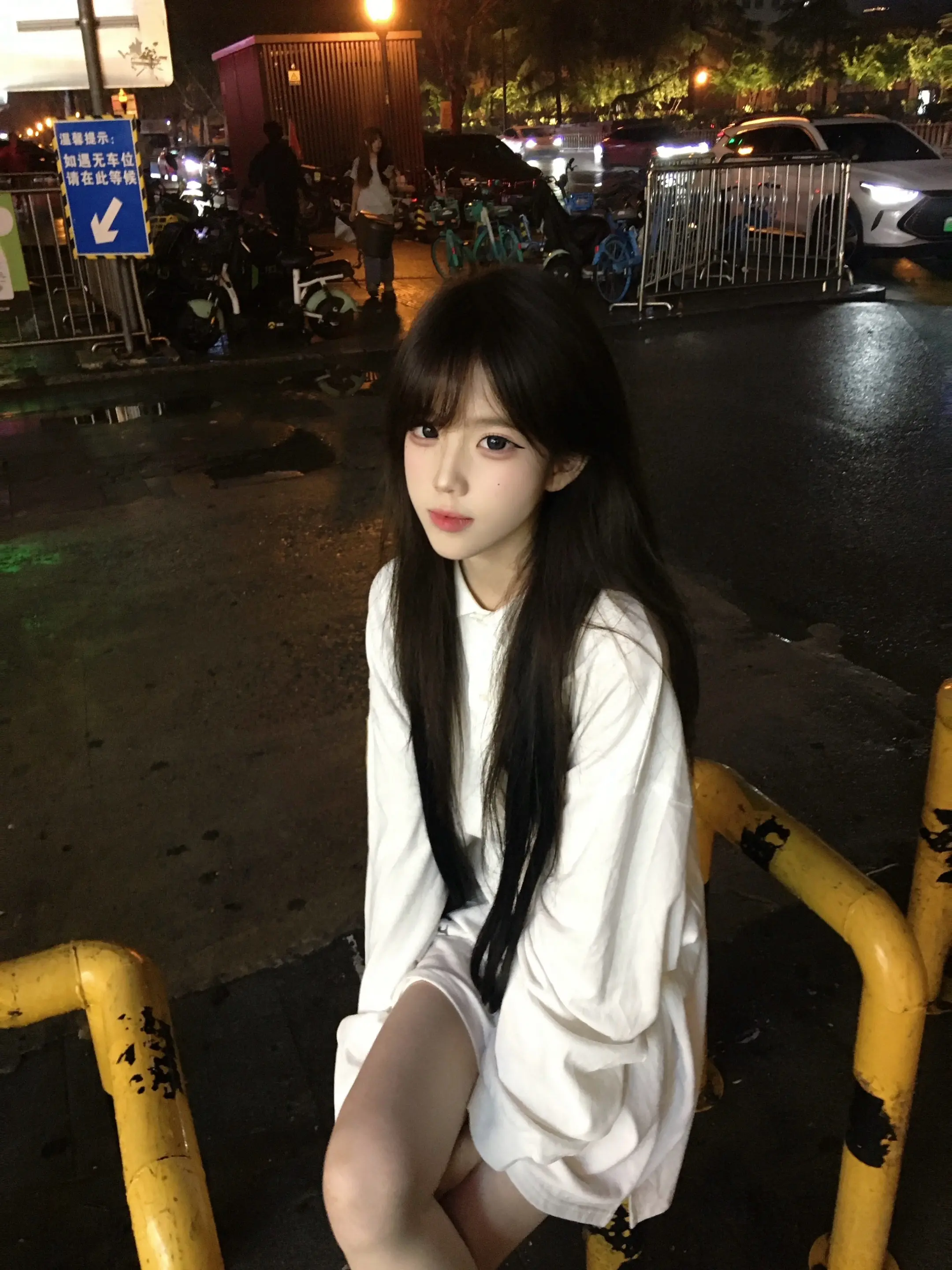 唉 没什么呀 你会遇到新的人 我也是 我们都不要说谁离不开谁这句话了