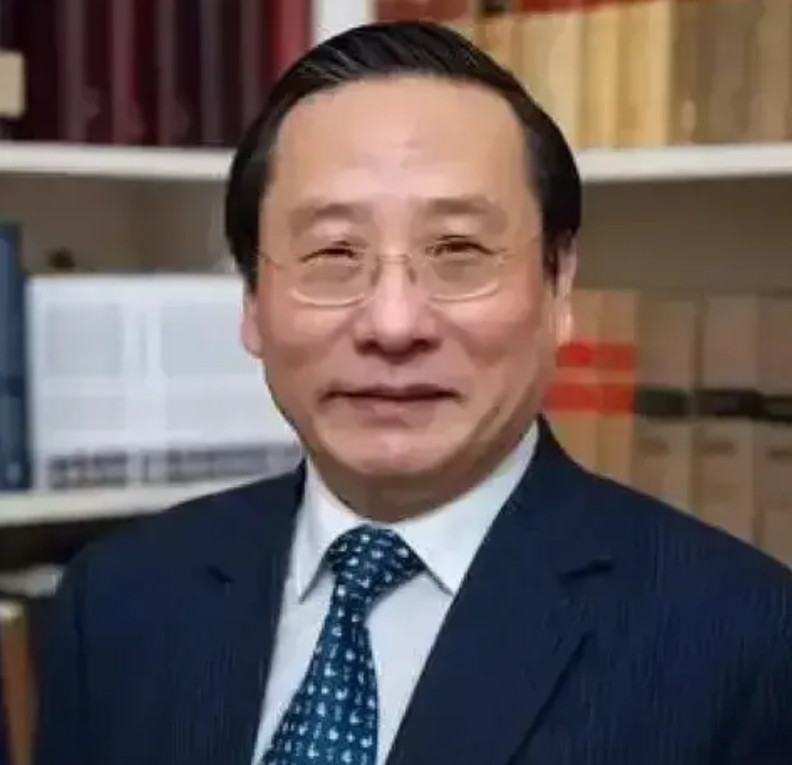 高志凯曾在访谈节目中，对美国军方高层表示：其实如今的中美军事力量，基本上已经持平