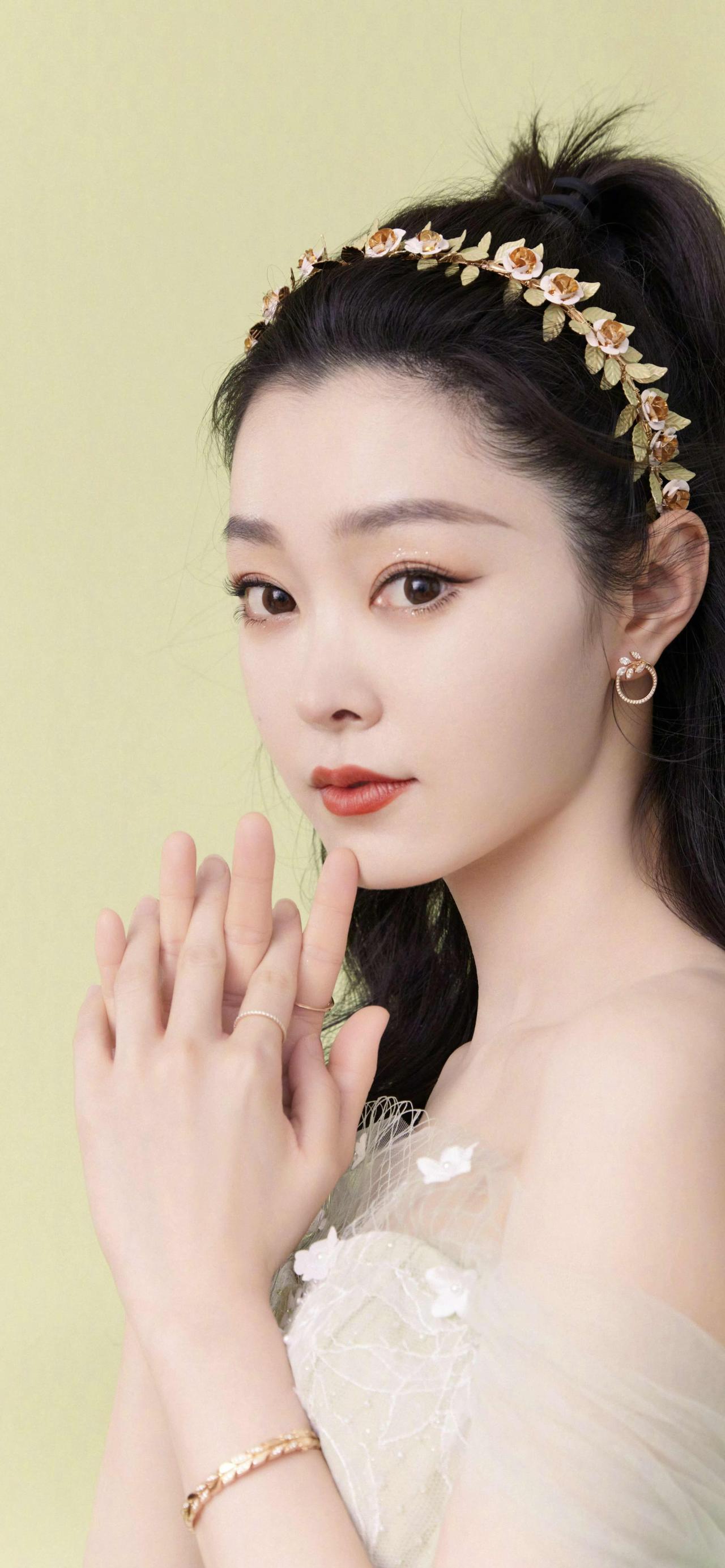 美女壁纸-第6291期-宋轶