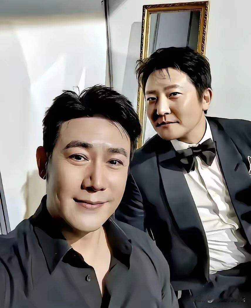 郭京飞这辈子没受过啥委屈，最委屈的事就只有他姐夫陆毅了吧，年轻时陆毅是花样男