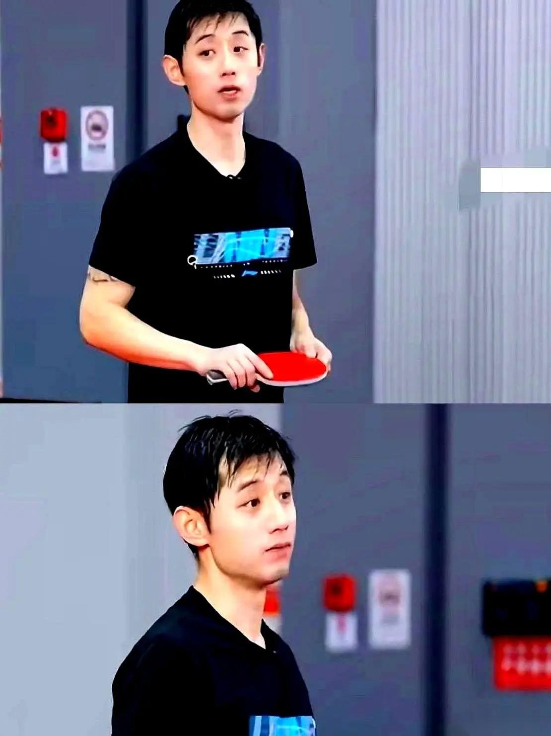 刚刷完莎曼大战的细节拆解，越品越觉得脊背发凉——王曼昱哪是在跟孙颖莎打球，分明是