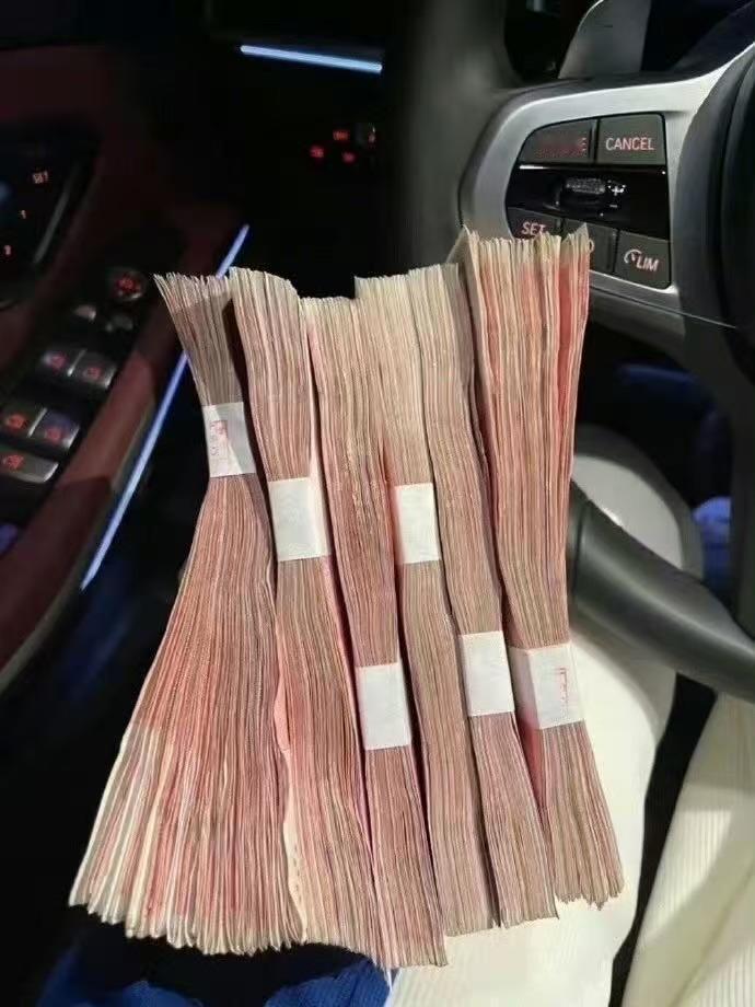 千万不要随便借钱给别人！我借给亲哥6万到今年已经4年多了，我今年要给孩子买房子