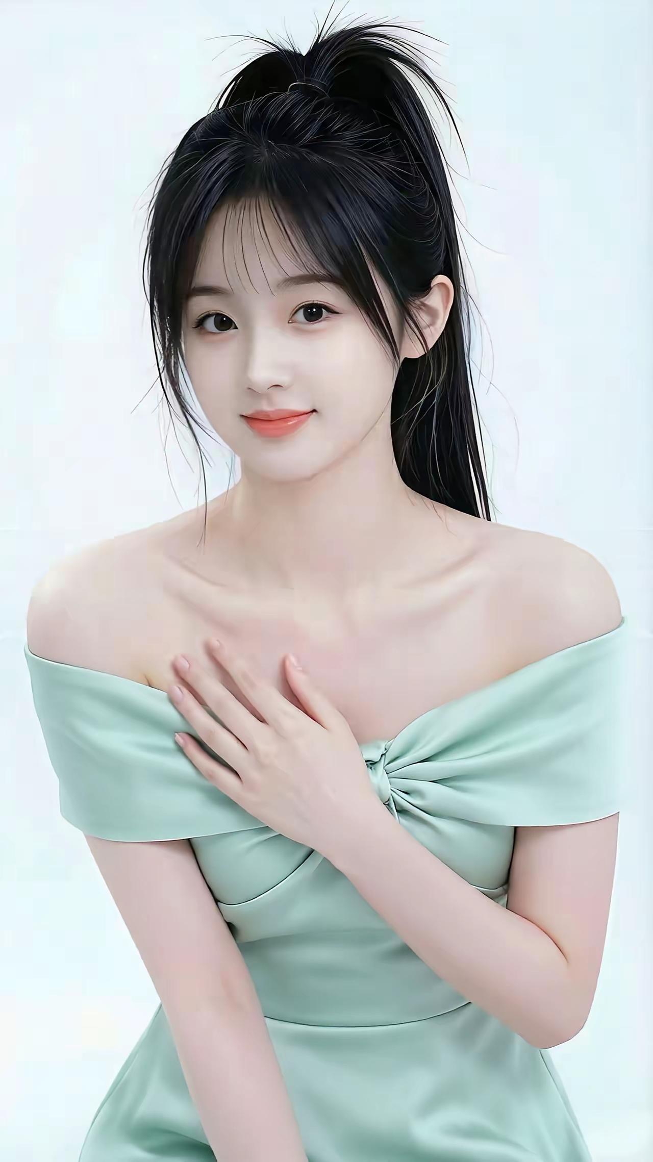 温柔甜美的少女，浅绿色露肩裙，清新自然。美女
