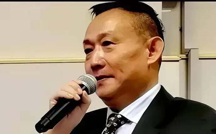 卢麒元这番话，真是一巴掌打醒了不少人！​他说自己带出来的学生，就因为在论文里质疑