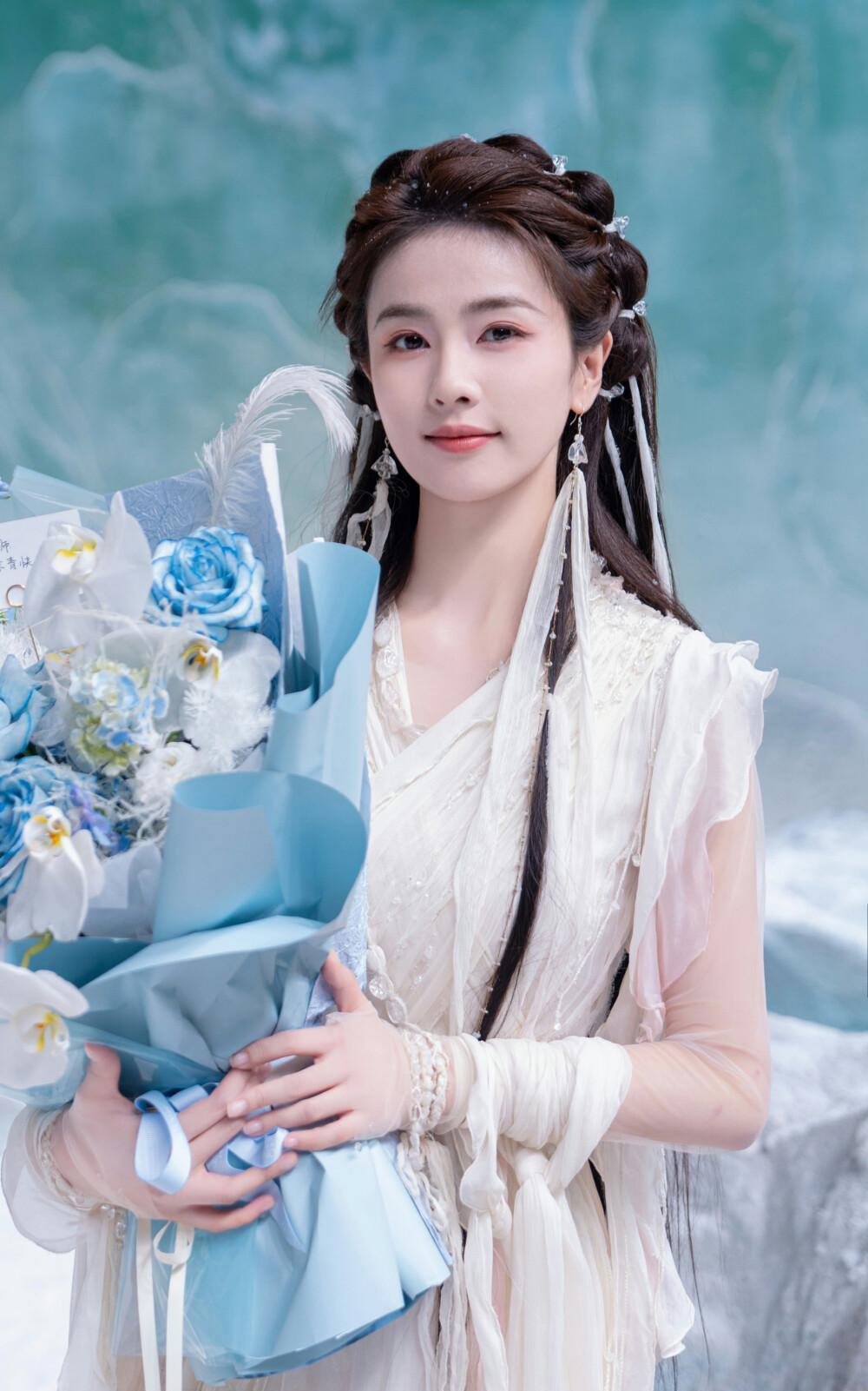 当白鹿和孟子义在《奔跑吧13》飙演技，观众却有两大遗憾。节目组敢用短剧当本期的主