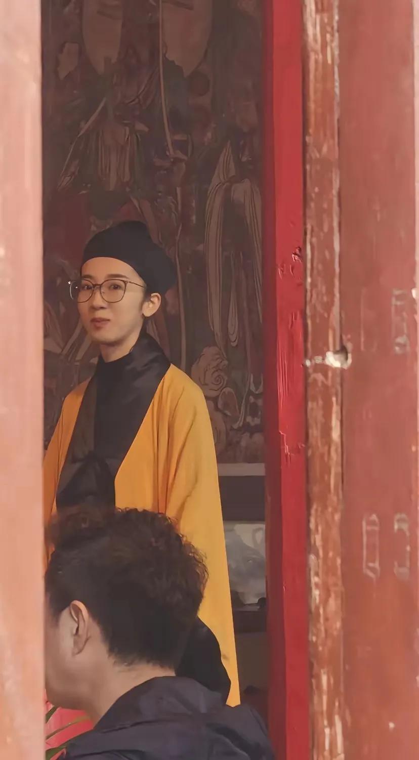 师太眼里终究是放不下红尘