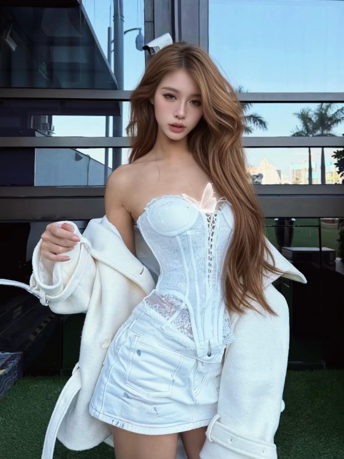 姐感半身照pose12个。看似简单实则拿捏🫴