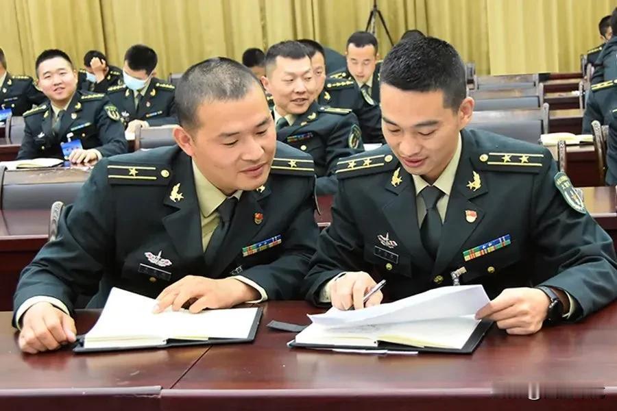 当兵“笔杆子”与“枪杆子”孰重孰轻？哪个方面素质过硬在部队更易成才和发展？在