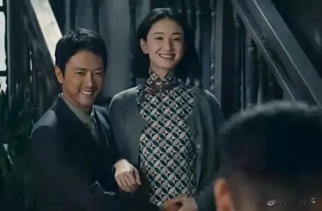 为什么明明杜黄桥杀了12个自己人，小姨娘还是死心塌地跟着他？《醒来》大结局