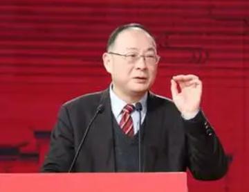 把话挑明！金灿荣教授公开站队胡锡进：强烈建议他们不要去美国了！7月28日，金灿
