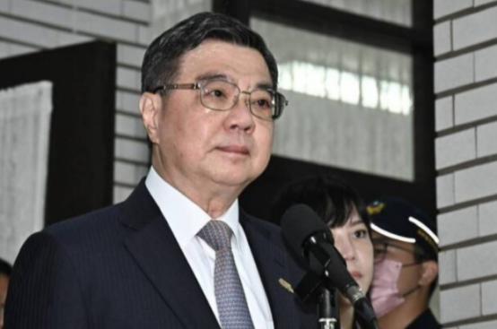 卓荣泰对我们放硬话！卓荣泰声称，任何国家都没有资格“侵犯”台湾！11月4日，岛内