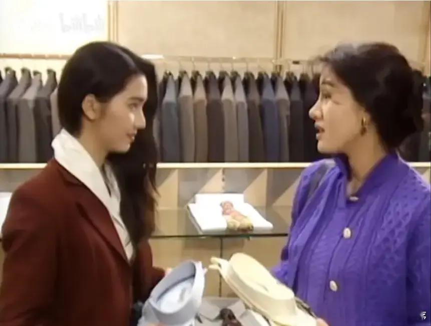 李嘉欣真的有传闻中那么美吗？