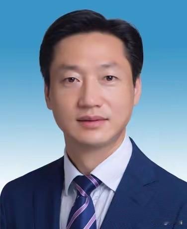 赵浩宇被查这事儿，反转来得太快了。半年前还是资阳市长，2024年8月刚当选，