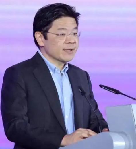 新加坡总理急了！8月23日国庆大会上，黄循财直接用中文下死命令："绝不可成