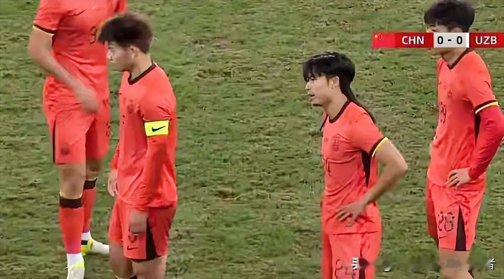 国足熊猫杯0-0乌兹别克，屈居亚军！！三大“没想到”让球迷如鲠在喉1.没想