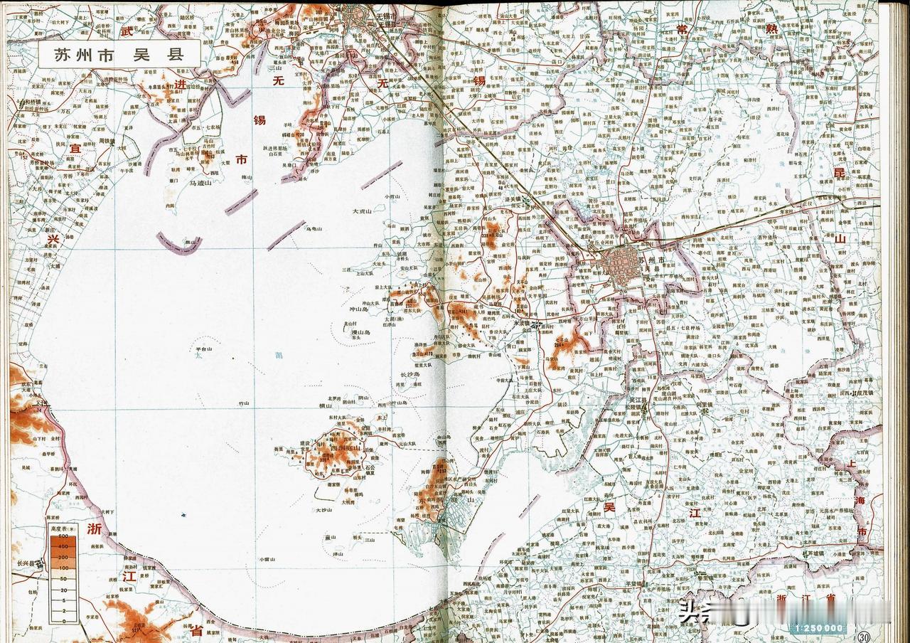 1978年江苏省吴县分公社地形地图。那时候的吴县看上去还真大，整个苏州市都在吴